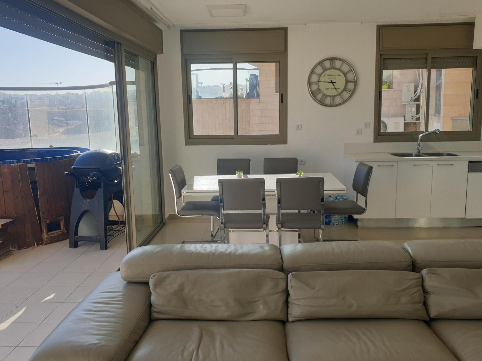 Top-Luxury Exclusive Аpt With Jacuzzi In Front Of The Sea Eilat Esterno foto